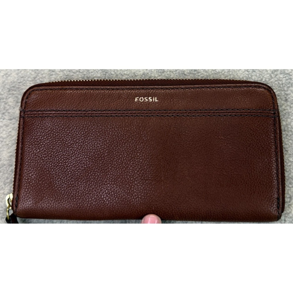 Fossil Womens Tiegan Wallet Brown Leather Pebbled Card Holder Zip Around